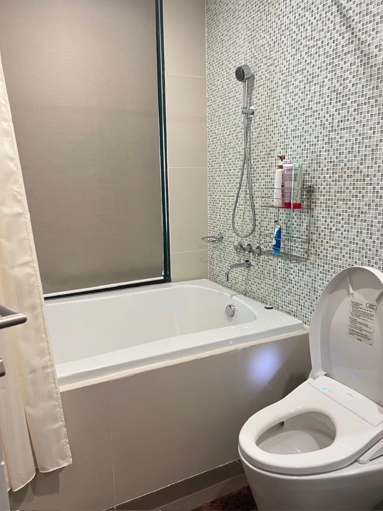 For rent: Movenpick White Sand Beach 2-bedroom, fully furnished, great view. Book now!