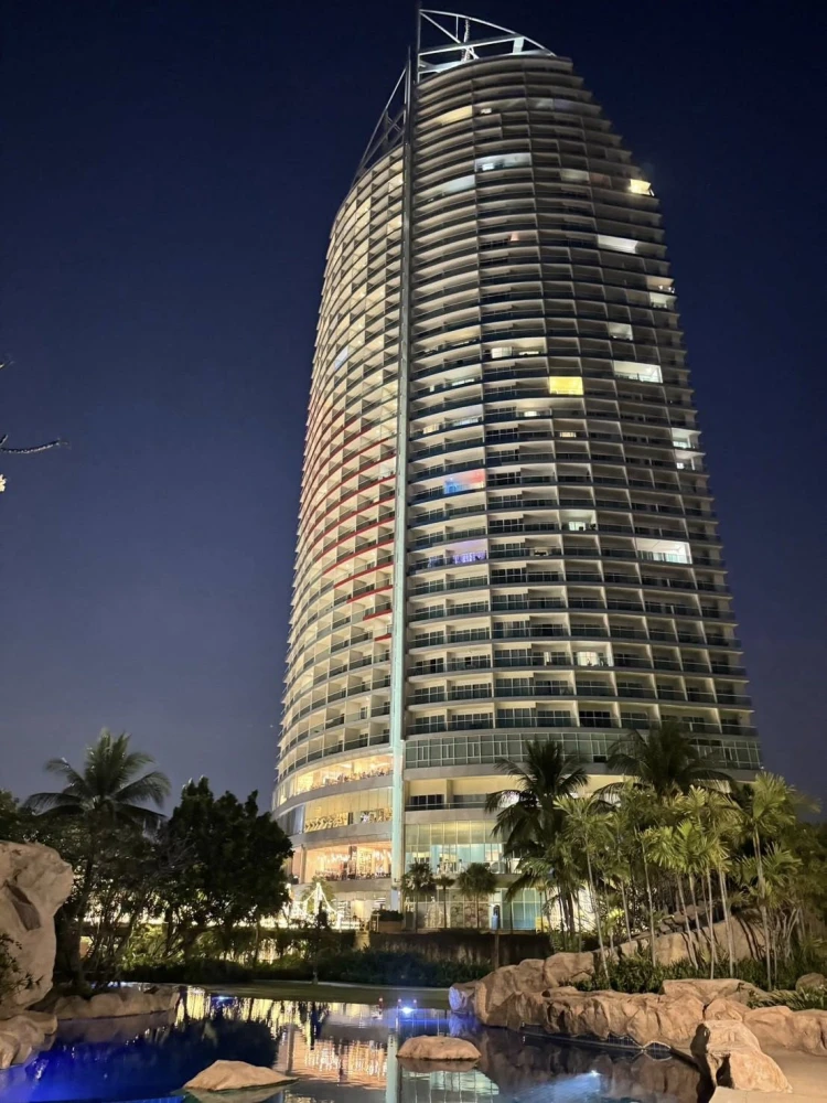 ให้เช่า Movenpick White Sand Beach ห้องชั้นสูง เฟอร์พร้อม กว้างขวางอยู่สบาย จองเลย