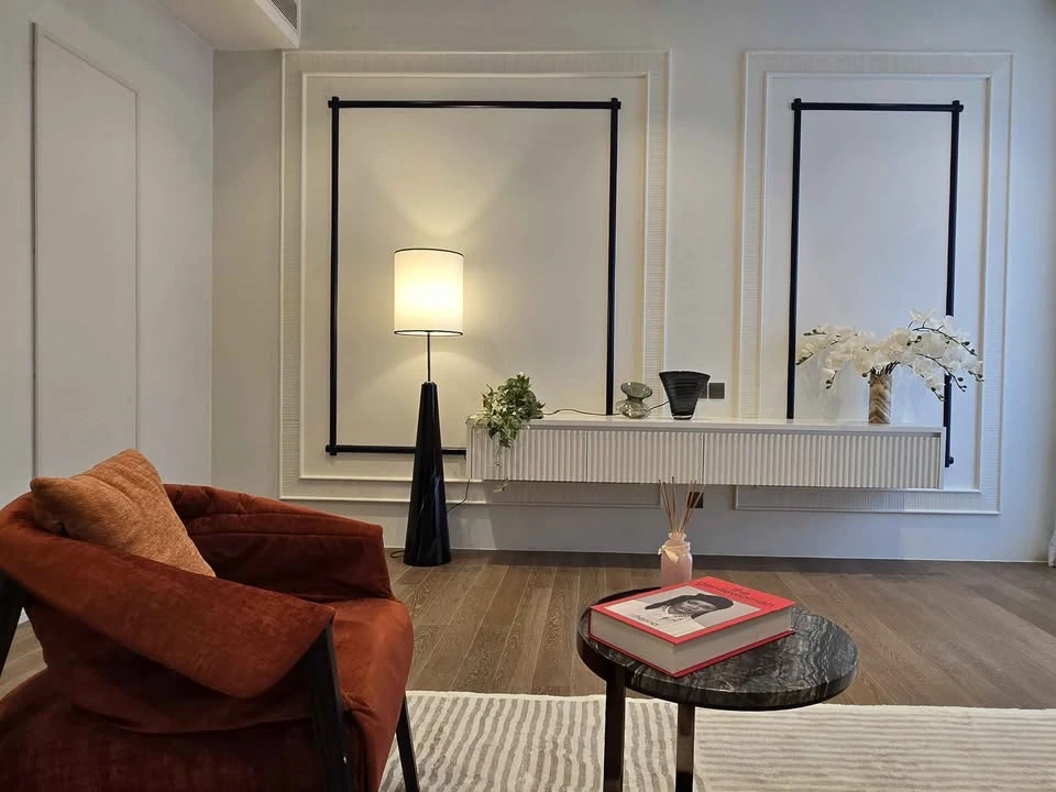 For rent: Muniq Langsuan, open view room, high floor, fully furnished, pet friendly. Animal lovers, don't miss out!