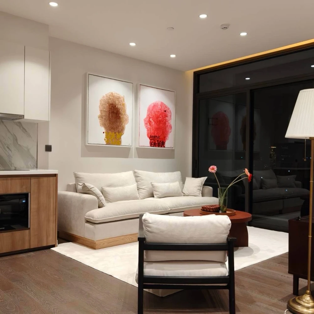 For rent: MUNIQ Sukhumvit 23, 27th floor, fully furnished. Book now!