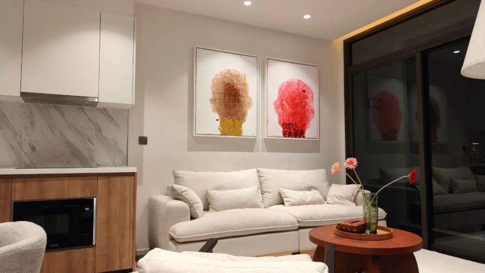 For rent: MUNIQ Sukhumvit 23, 27th floor, fully furnished. Book now!
