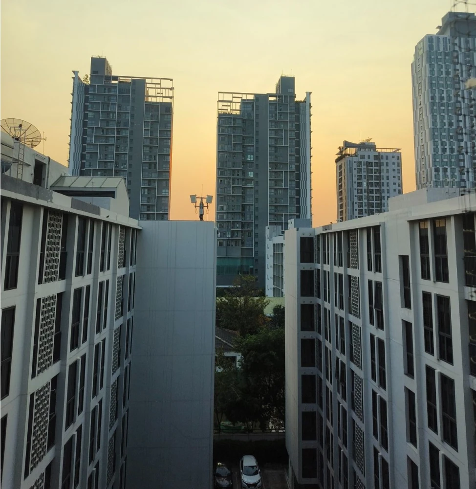 For rent my condo sukhumvit 81, 8th floor, city view, large room, complete electrical appliances. If you don't book, you'll really miss out.
