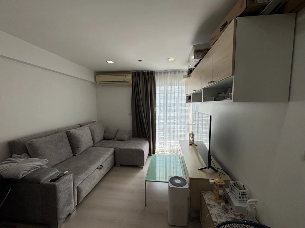 For rent: My Resort Bangkok, 20th floor, nice room, fully furnished, hurry and reserve now!