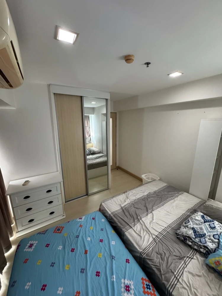 For rent: My Resort Bangkok, 20th floor, nice room, fully furnished, hurry and reserve now!