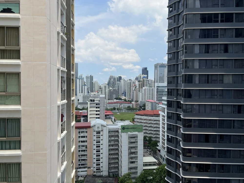 My Resort Bangkok condo for rent. Beautifully decorated and cozy with premium imported furniture. Book now!