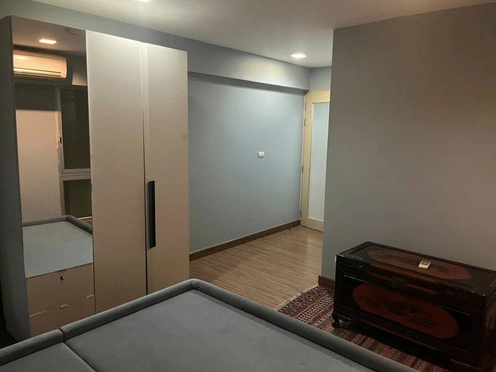 For rent: My Resort Bangkok, corner room, 2 bedrooms, 1 bathroom, fully furnished, don't miss it.