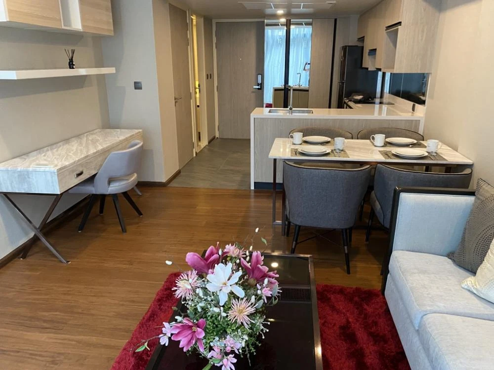 Na Vara Residence for rent. Nice, fully furnished rooms. Book now!