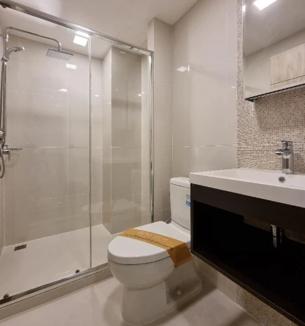 For rent: Na Veera Phahol-Ari, 4th floor, fully furnished, nice room, reserve now, don't miss out.