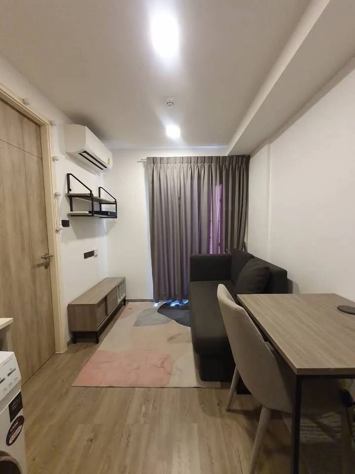 For rent: Na Veera Phahol-Ari. Nice room, fully furnished, complete amenities. Book now, don't miss out!!!