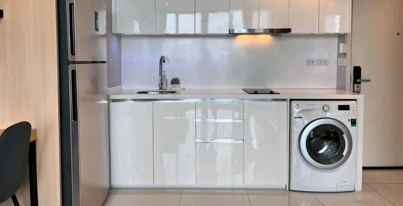 For rent: Nara 9 by Eastern Star, 35th floor, fully furnished. Book now!