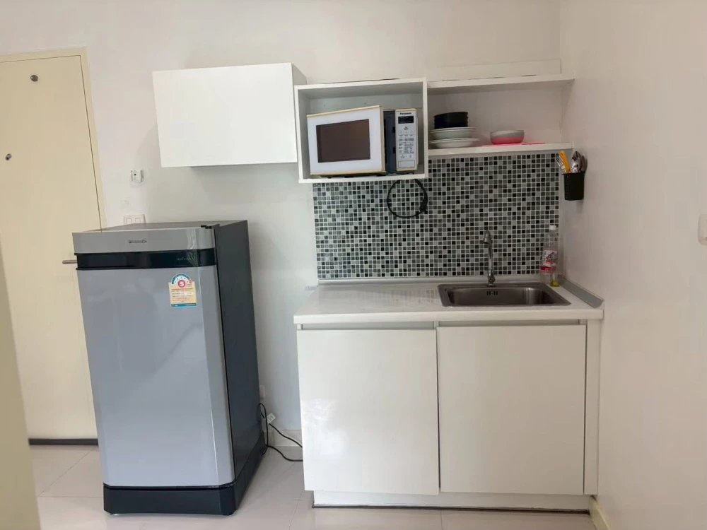 For rent: Natureza Art North Pattaya, 6th floor, outside view, fully furnished room. Interested? Hurry and reserve now!