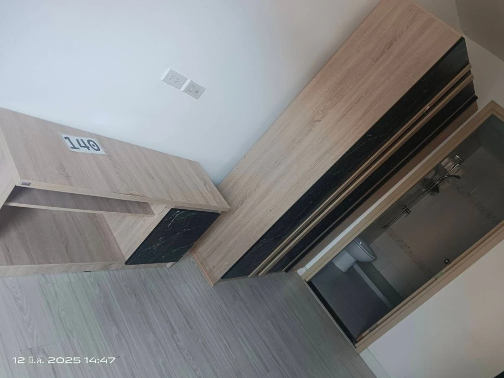 For rent: Nawa Living Nawamintra 75, 2nd floor, fully furnished room, ready to move in, reserve now before it's gone.