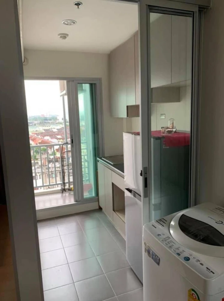 For rent: Niche id @ Pakkret Station, corner room with privacy, fully furnished, swimming pool view, reserve now!