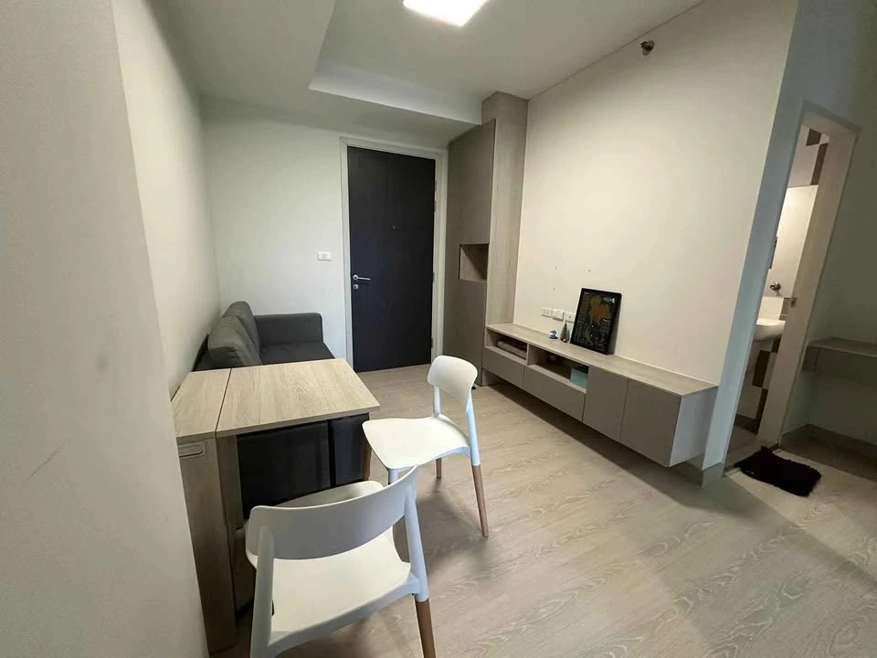 For rent: Niche ID @ Pak Kret Station, ready to move in, fully furnished, reserve now, don't miss out!!