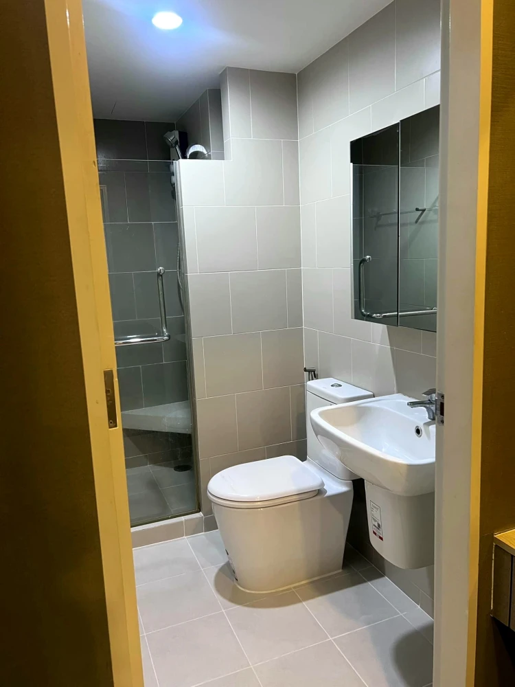 For rent: Niche id Sukhumvit 113, corner room, fully furnished, nice to live in, hurry and book now.