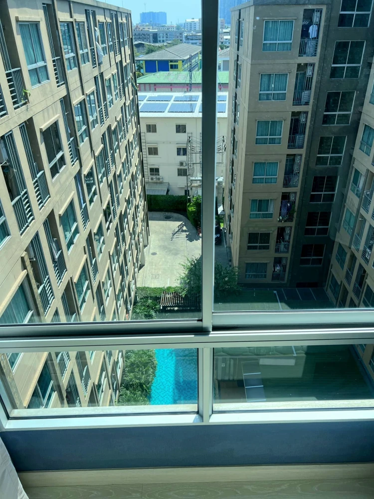 For rent: Niche id Sukhumvit 113, corner room, fully furnished, nice to live in, hurry and book now.