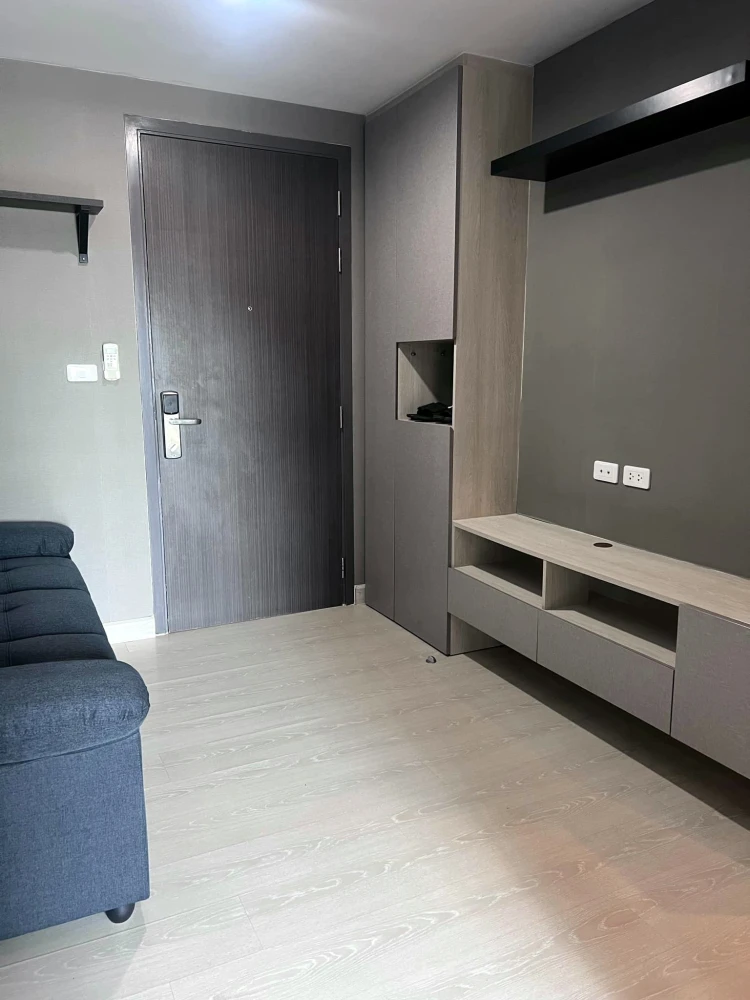For rent: Niche id Sukhumvit 113, corner room, fully furnished, nice to live in, hurry and book now.