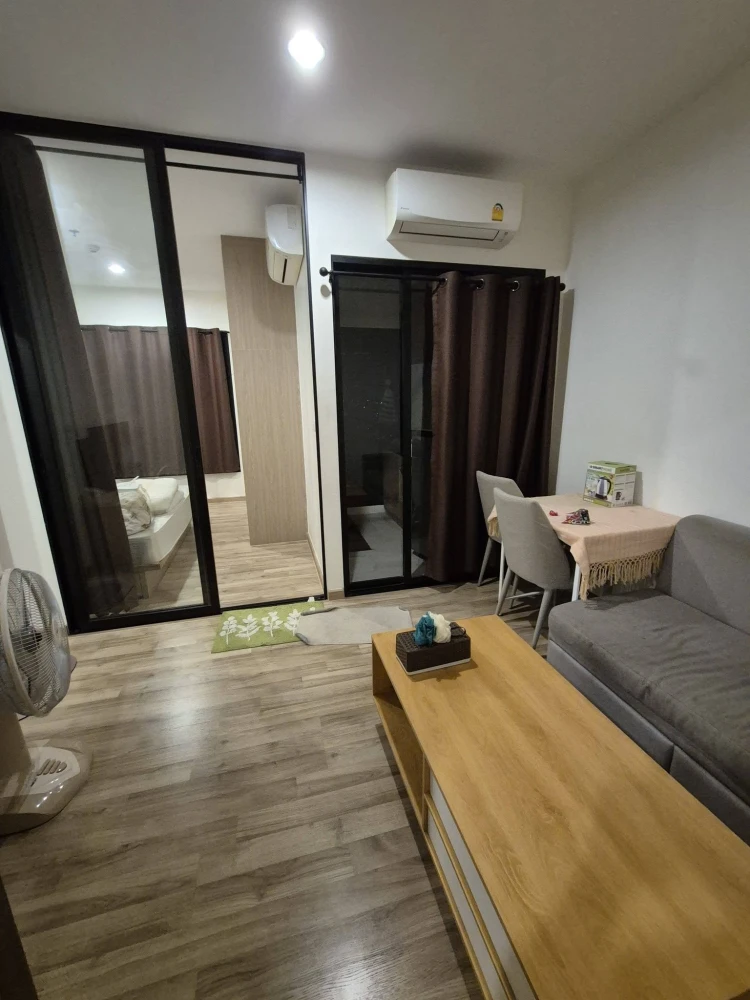 For rent: Niche Mono Charoen Nakorn, 1 bedroom, 1 bathroom, fully furnished, great location. Don't miss out!