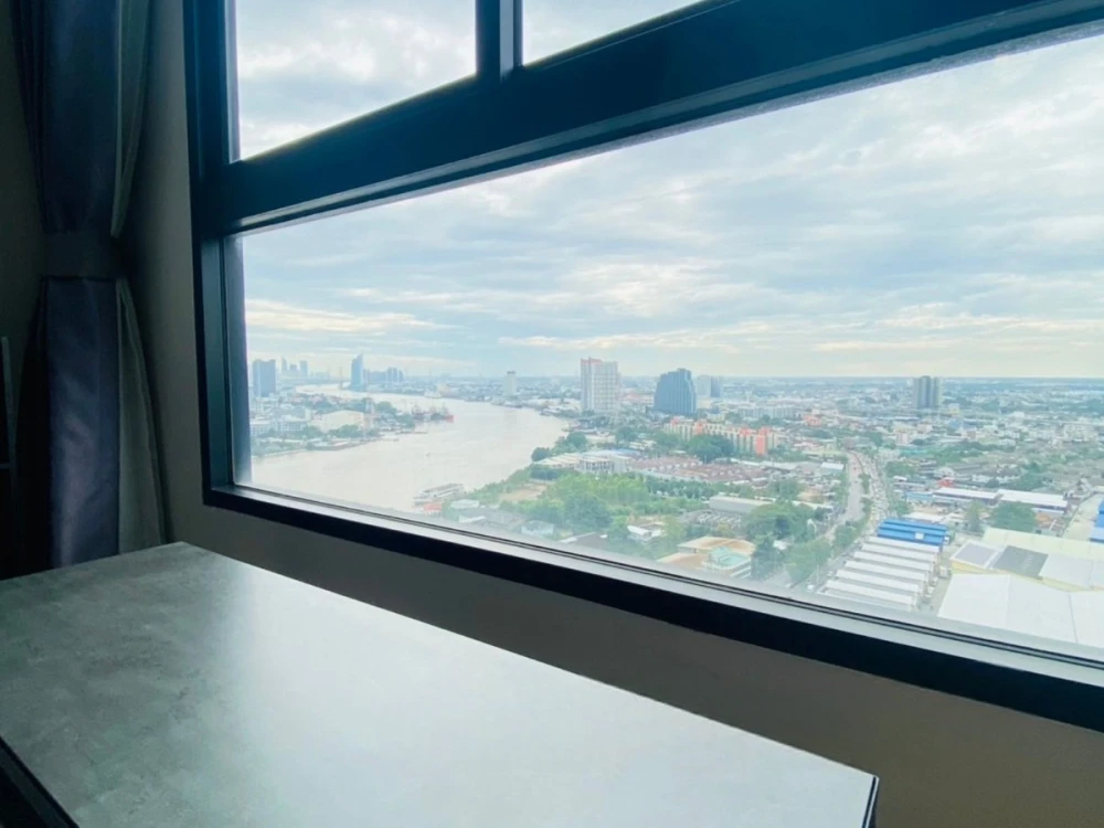 For rent: Niche Mono Charoen Nakorn, a comfortable room with complete furniture and amenities. View of the Chao Phraya River. Reserve now!