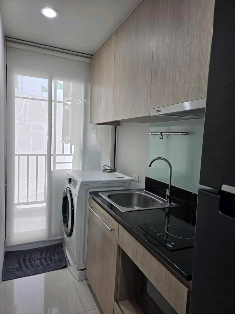 For rent: Niche Mono Itsaraphap, 6th floor, pool view, fully furnished, nice to live in. If interested, hurry and reserve now!