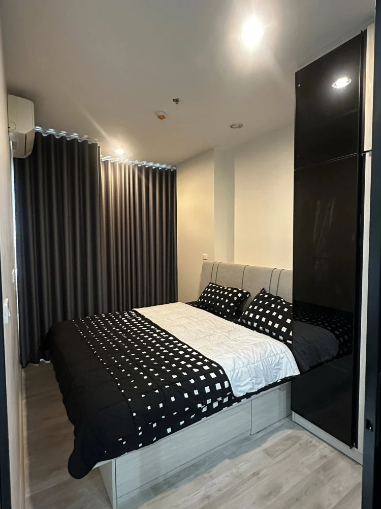 For rent: Niche MONO Mega Space Bangna, 24th floor, condo pool view and lake side village view, fully furnished, interested, reserve now.
