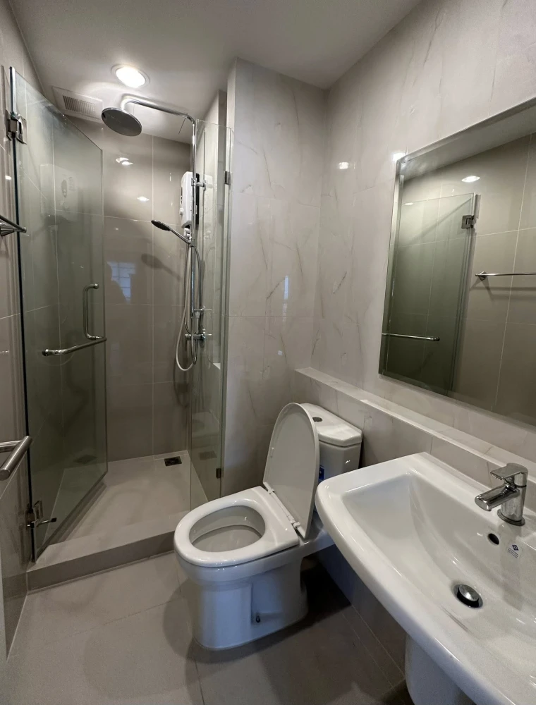 For rent: Niche Mono Mega Space Bangna, a nice room on the 16th floor with a high view, fully furnished and equipped with appliances. Come and reserve
