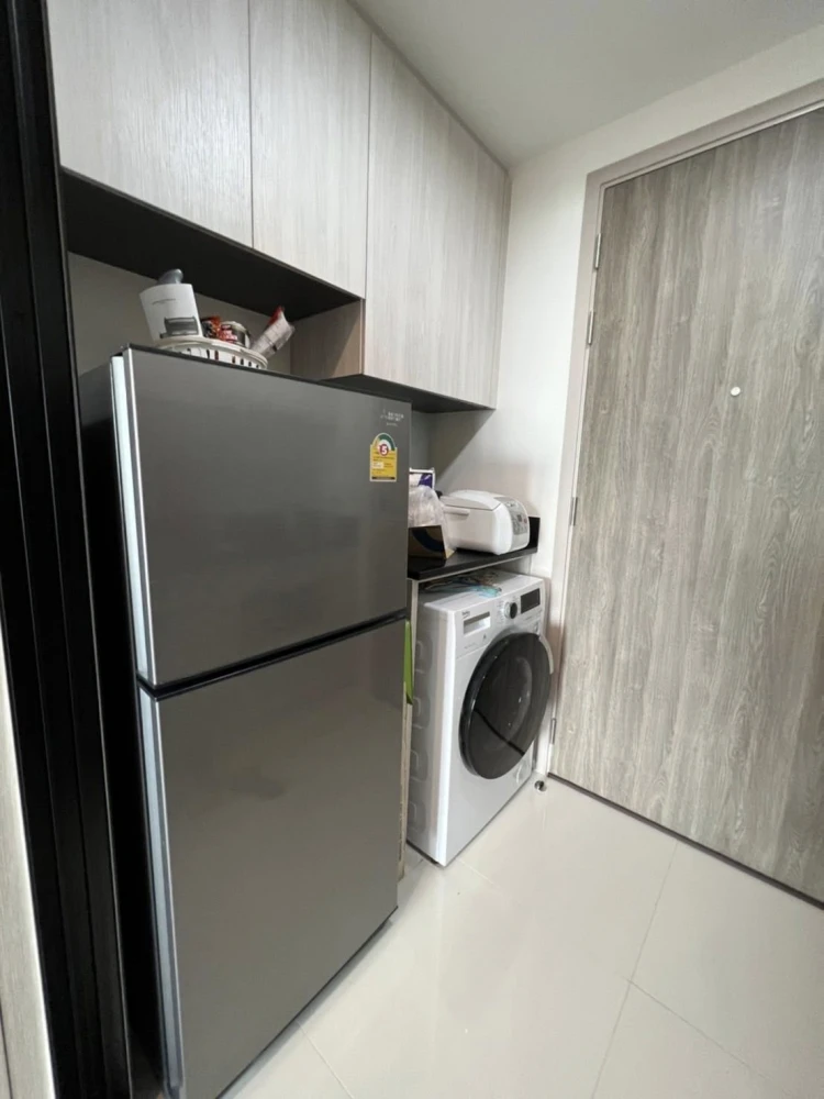 For rent: Niche Mono Mega Space, 24th floor, very high, great breeze, room with swimming pool view. You will regret it if you miss it.
