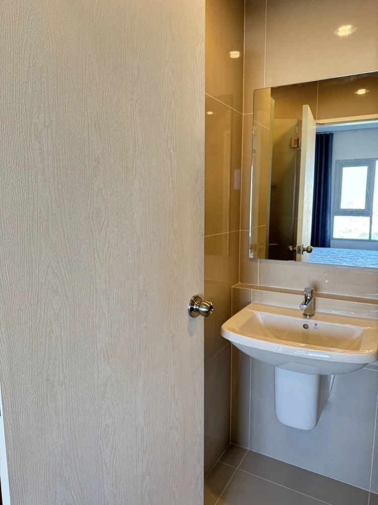 For rent: Niche Mono Ramkhamhaeng. A lovely room on the 15th floor with a great view. Convenient and fully equipped. Book now! Don't miss out!