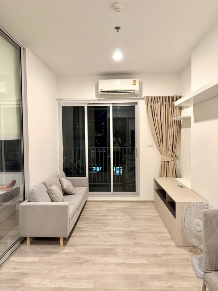 For rent: Niche Mono Ramkhamhaeng, Building A, 10th floor. Fully furnished and ready to move in.