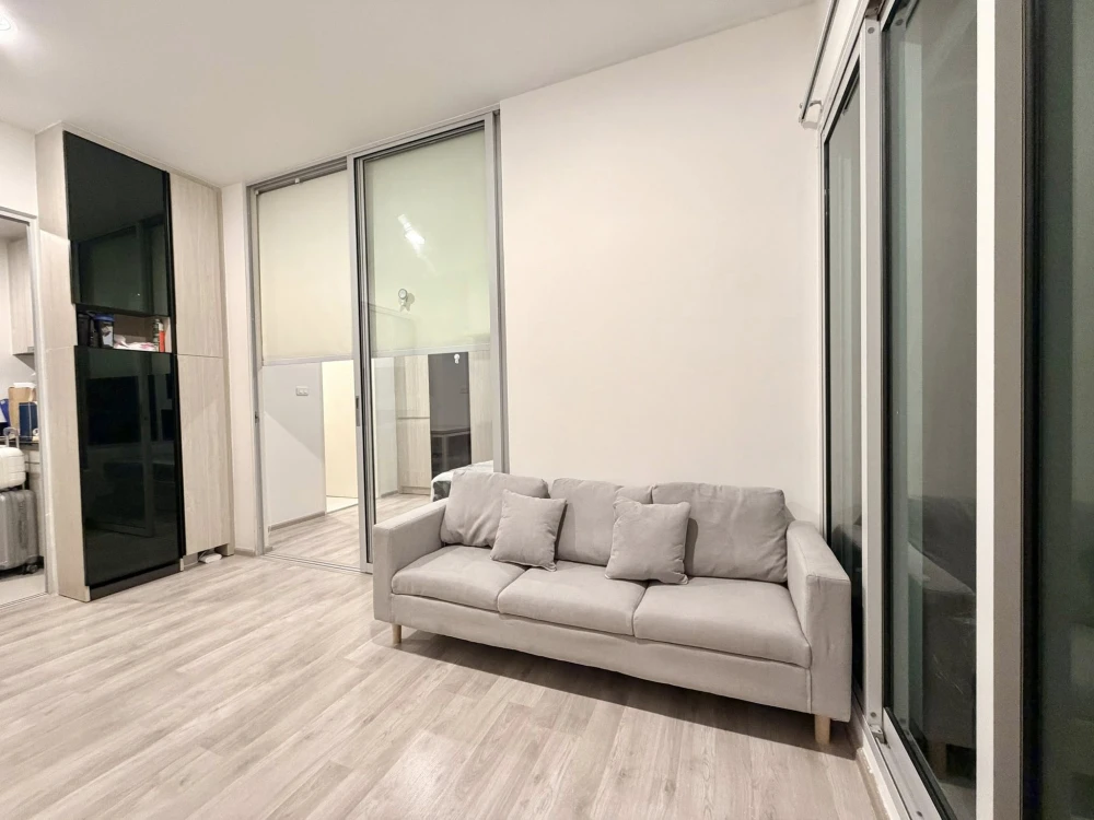 For rent: Niche Mono Ramkhamhaeng, Building A, 10th floor. Fully furnished and ready to move in.