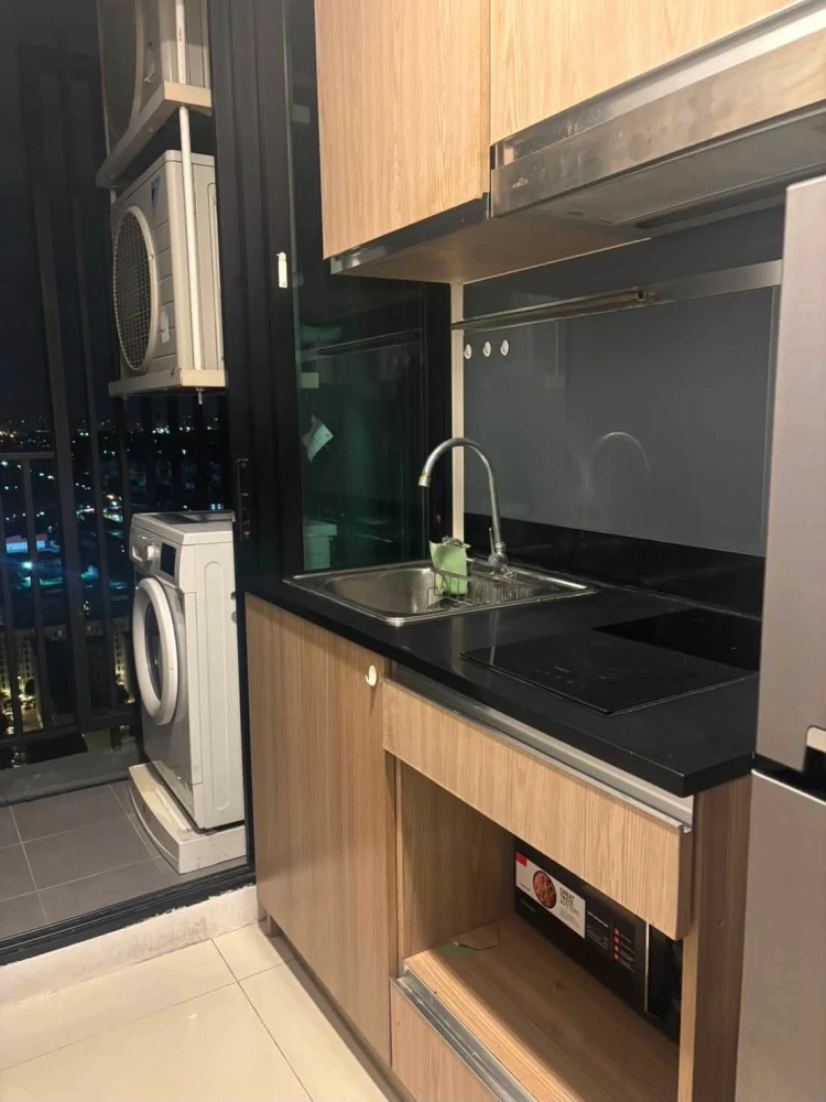 For rent: Niche Mono Sukhumvit-Bearing, 30th floor, Chao Phraya River view. Book now!