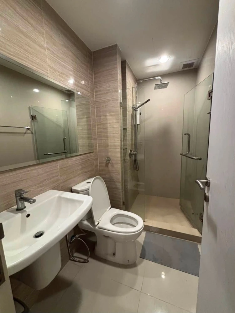 For rent: Niche Mono Sukhumvit-Bearing, 30th floor, Chao Phraya River view. Book now!