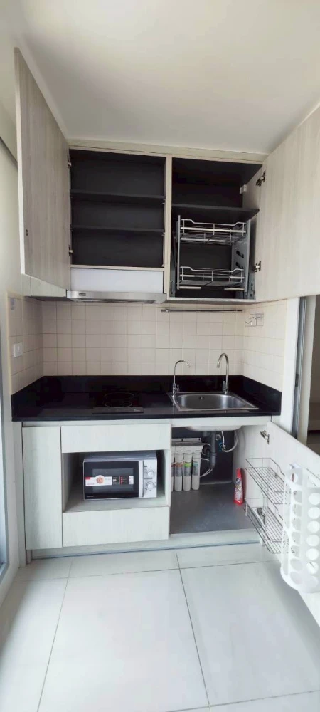 For rent: Niche Mono Sukhumvit-Puchao, 1 bedroom, 1 bathroom. Prime location, fully furnished. You can't miss this!