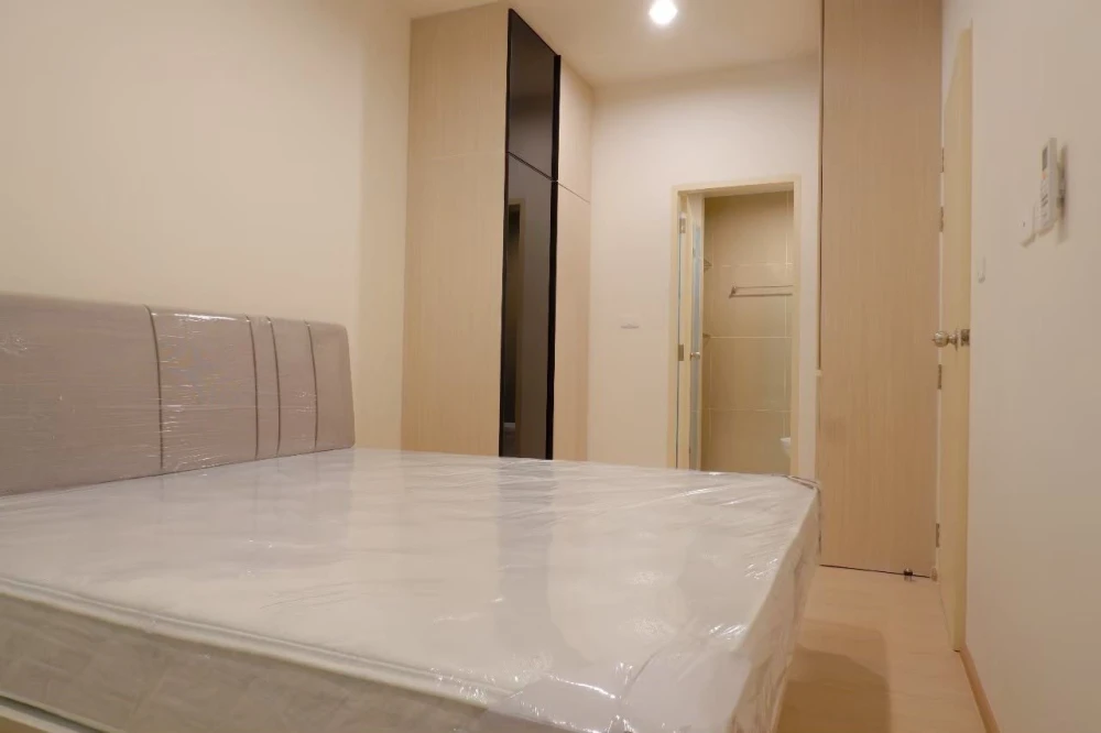 For rent: Niche Mono Sukhumvit-Puchao. Spacious room, very comfortable. Fully equipped with amenities. Very worth booking.