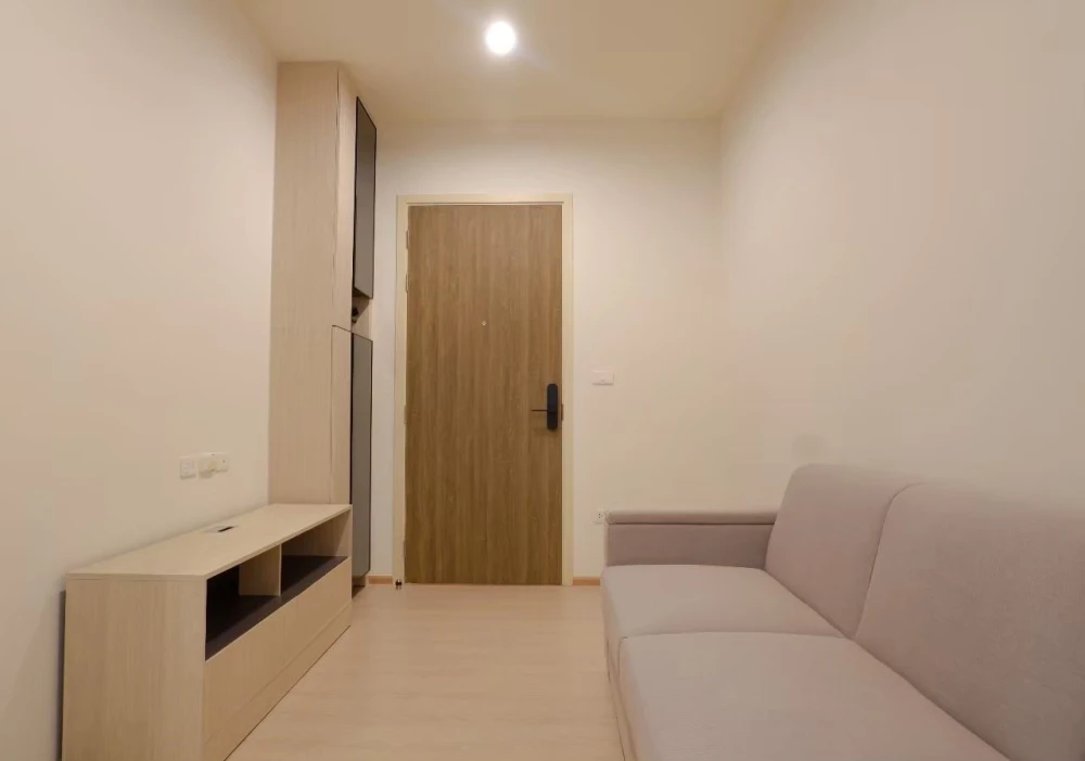 For rent: Niche Mono Sukhumvit-Puchao. Spacious room, very comfortable. Fully equipped with amenities. Very worth booking.