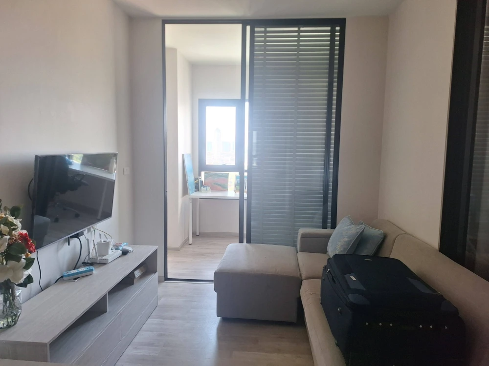 For rent: Niche Mono Sukhumvit-Puchao, high floor unit, very livable, fully furnished + complete appliances. Book now!
