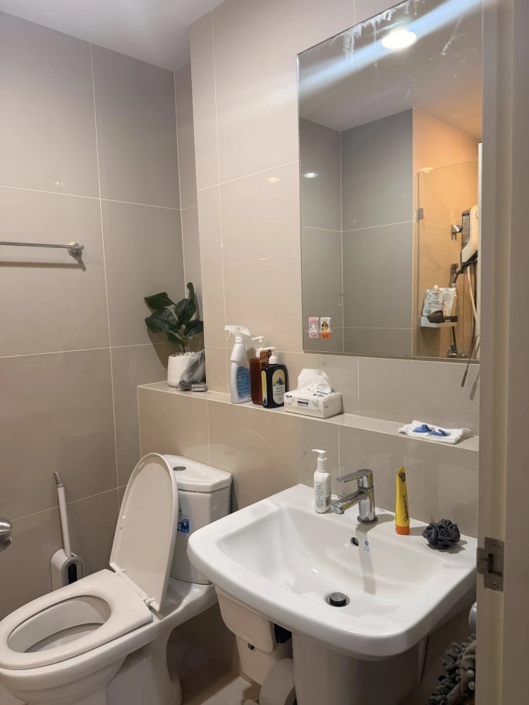 For rent: Niche Mono Sukhumvit-Puchao. Spacious and comfortable room with full furniture and appliances. Affordable price. Book now!
