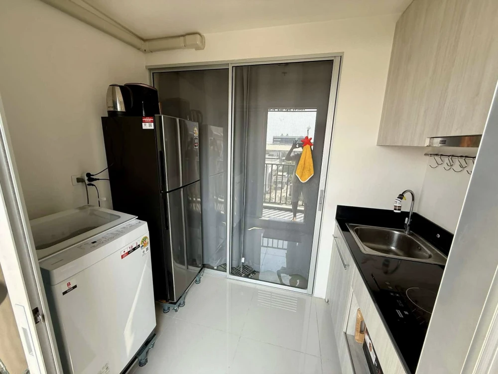 For rent: Niche Mono Sukhumvit-Puchao. A lovely room with complete furniture and appliances. You'll regret not booking it!