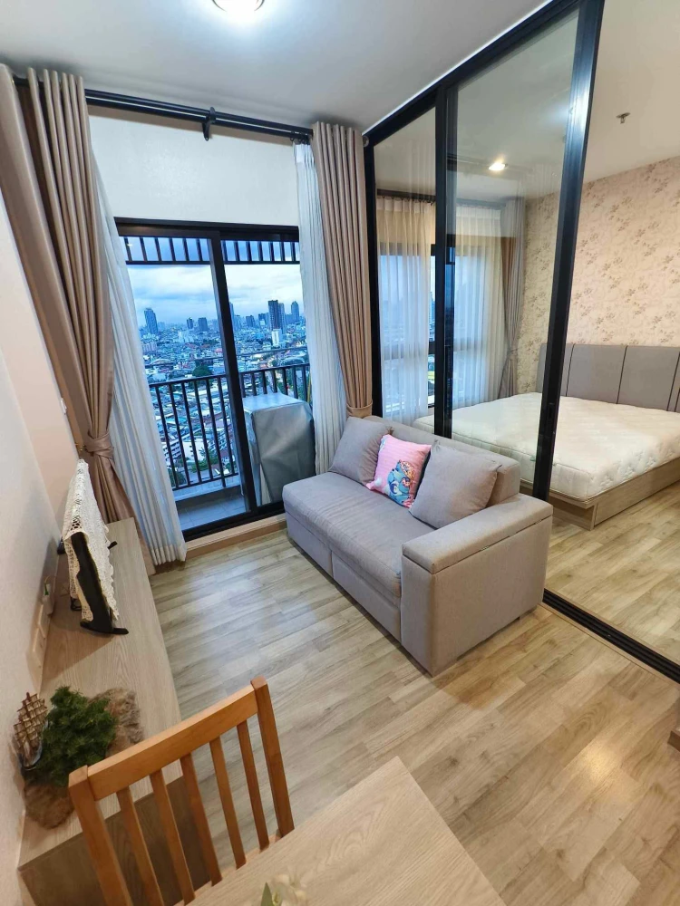 For rent: Niche Mono Charoen Nakhon, 24th floor, Chao Phraya River curve view, convenient and complete here. If you don't book, you'll regret it.