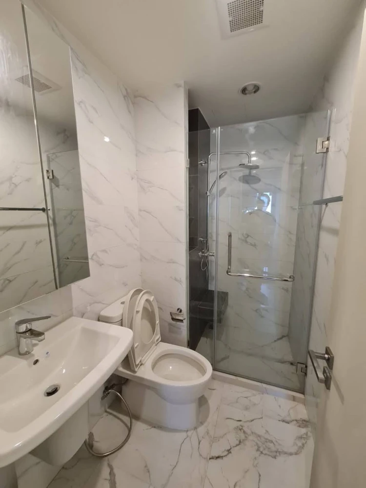 For rent: Niche Pride Taopoon, 26th floor, highest floor, wide city view, comfortable to the eye, decorated and ready to move in, reserve now.