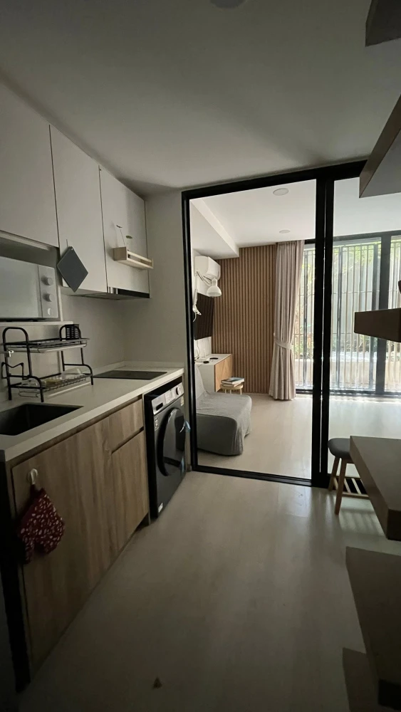 For rent Noble Ambience Sukhumvit 42, stylishly decorated studio room, garden view, book now