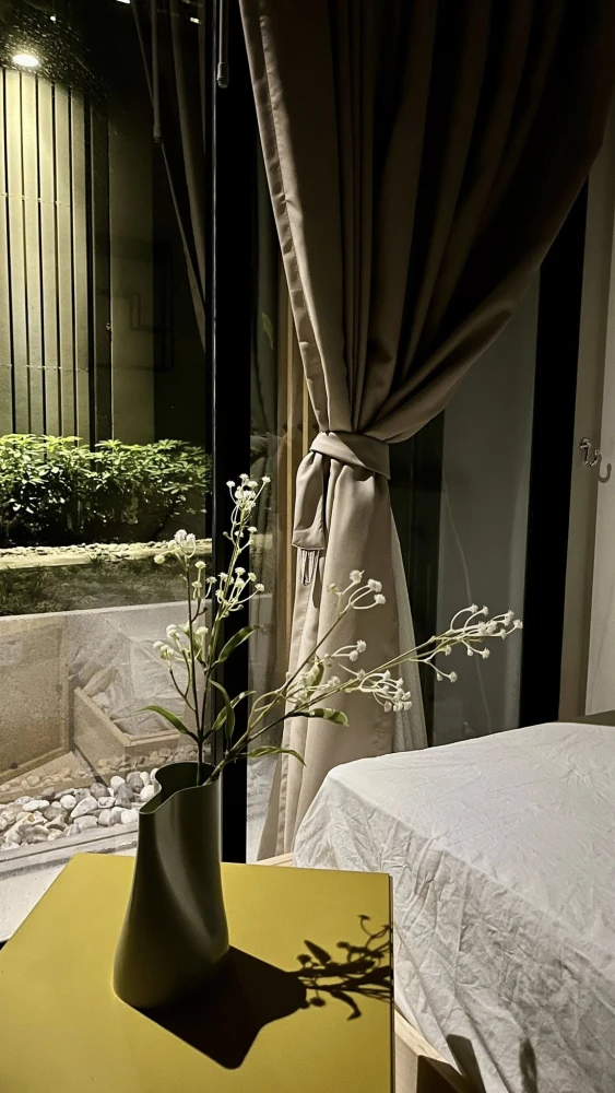 For rent Noble Ambience Sukhumvit 42, stylishly decorated studio room, garden view, book now