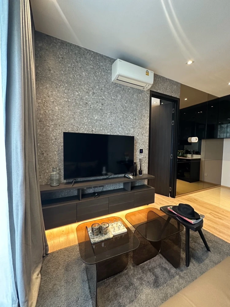 For Rent: Noble Around Ari, 12th floor. Fully furnished and inviting—book now! Don't miss out.