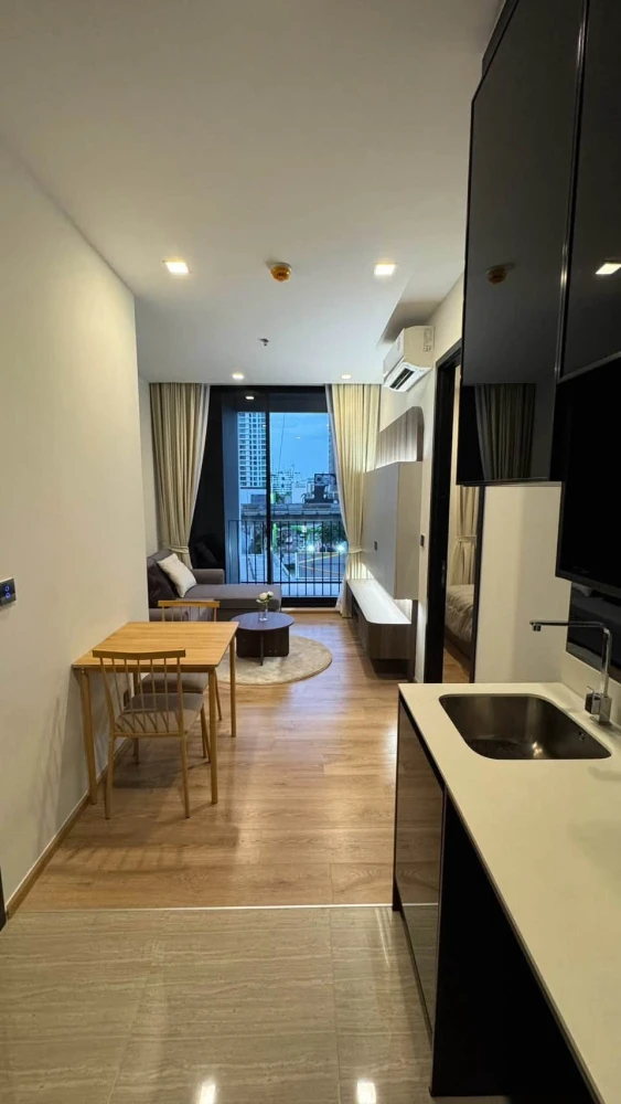 For rent: Noble Around Ari, unit A11, beautiful view, fully furnished with appliances.