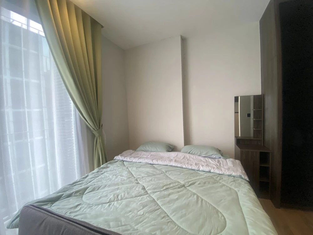 Noble Around Ari for rent, a nice room on the 31st floor with a high view, comes with a great price, you will regret it if you miss it.