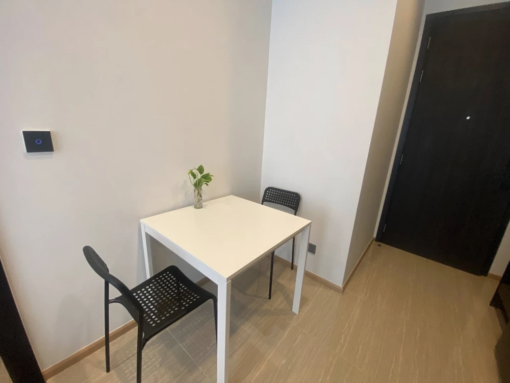 Noble Around Ari for rent, a nice room on the 31st floor with a high view, comes with a great price, you will regret it if you miss it.