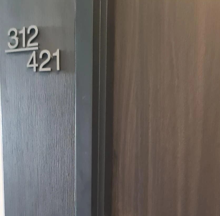 Noble Around Ari for rent, a nice room on the 31st floor with a high view, comes with a great price, you will regret it if you miss it.
