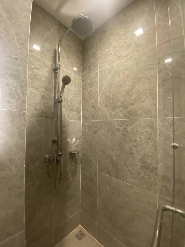Noble Around Ari for rent, a nice room on the 31st floor with a high view, comes with a great price, you will regret it if you miss it.