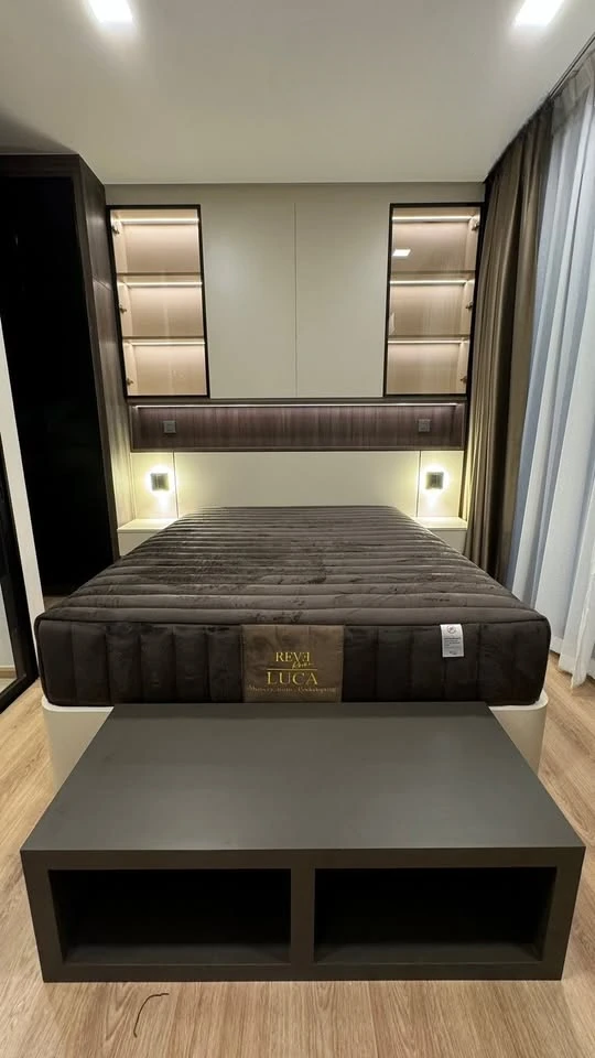 For rent: Noble Around Ari, a nice room with complete furniture and electrical appliances. Just bring your own luggage and you can move in.