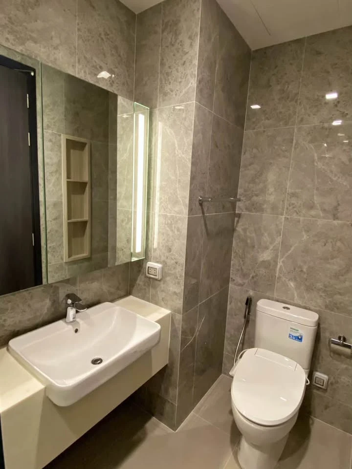 For Rent: NOBLE AROUND ARI. Front-facing unit with an unobstructed view. Fully furnished with built-in furniture and a complete set of appliances. Boo